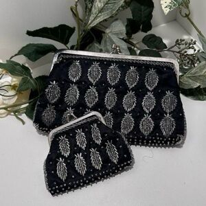 Vintage 70s Evening Clutch
Bag & Coin Purse Set
Women's OS Black Silver Beaded